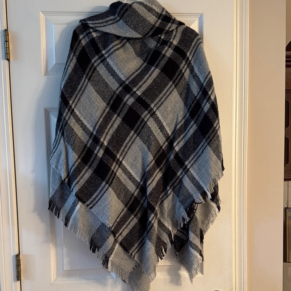 Plaid Poncho with Toggle Closure - Picture 3 of 4